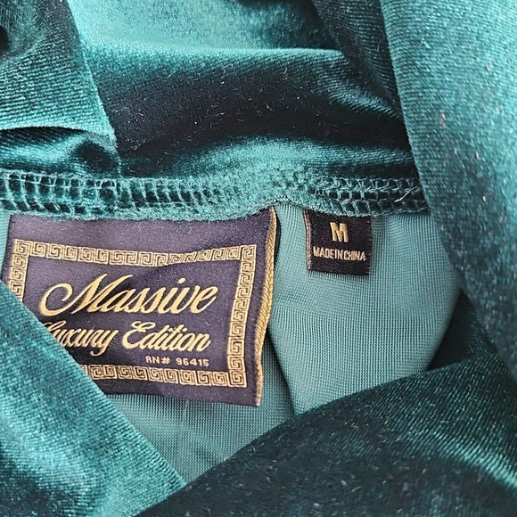 Massive Luxury Edition Velvet Hoodie Women's Size Medium Green Mob Wife Core Y2K - Picture 3 of 14